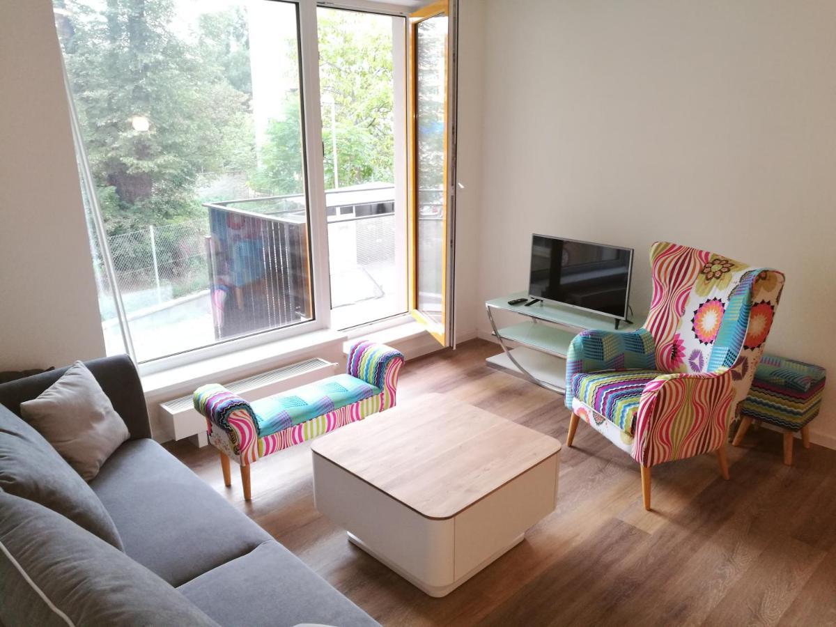Bein Apartment With Parking Brünn  Kültér fotó