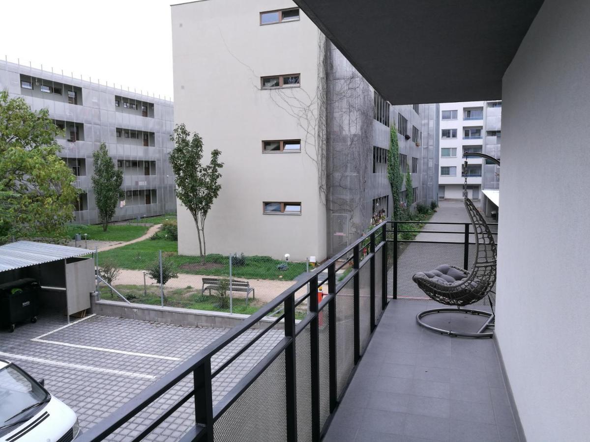 Bein Apartment With Parking Brünn  Kültér fotó